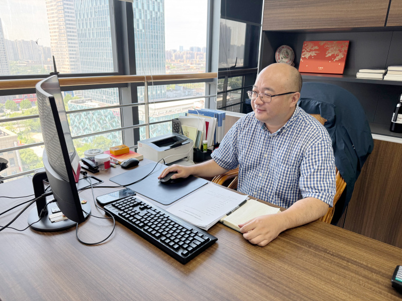 1753771853662068GDxF.jpg 优秀共产党员邹俊俊.jpg