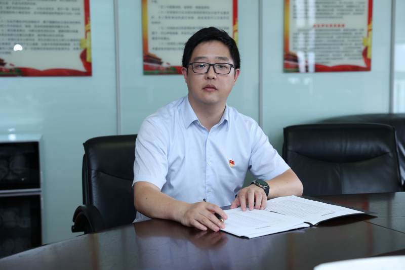 1753773076464259BRkS.jpg 优秀党务工作者-邵千永.JPG