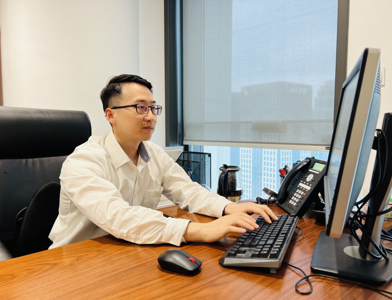 1753924896339120WnAK.jpg 优秀党务工作者—石镇.jpg